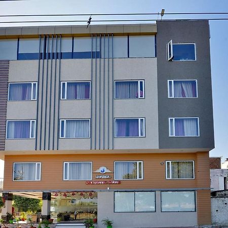 Hotel Signetic Blue Bhopal Dış mekan fotoğraf