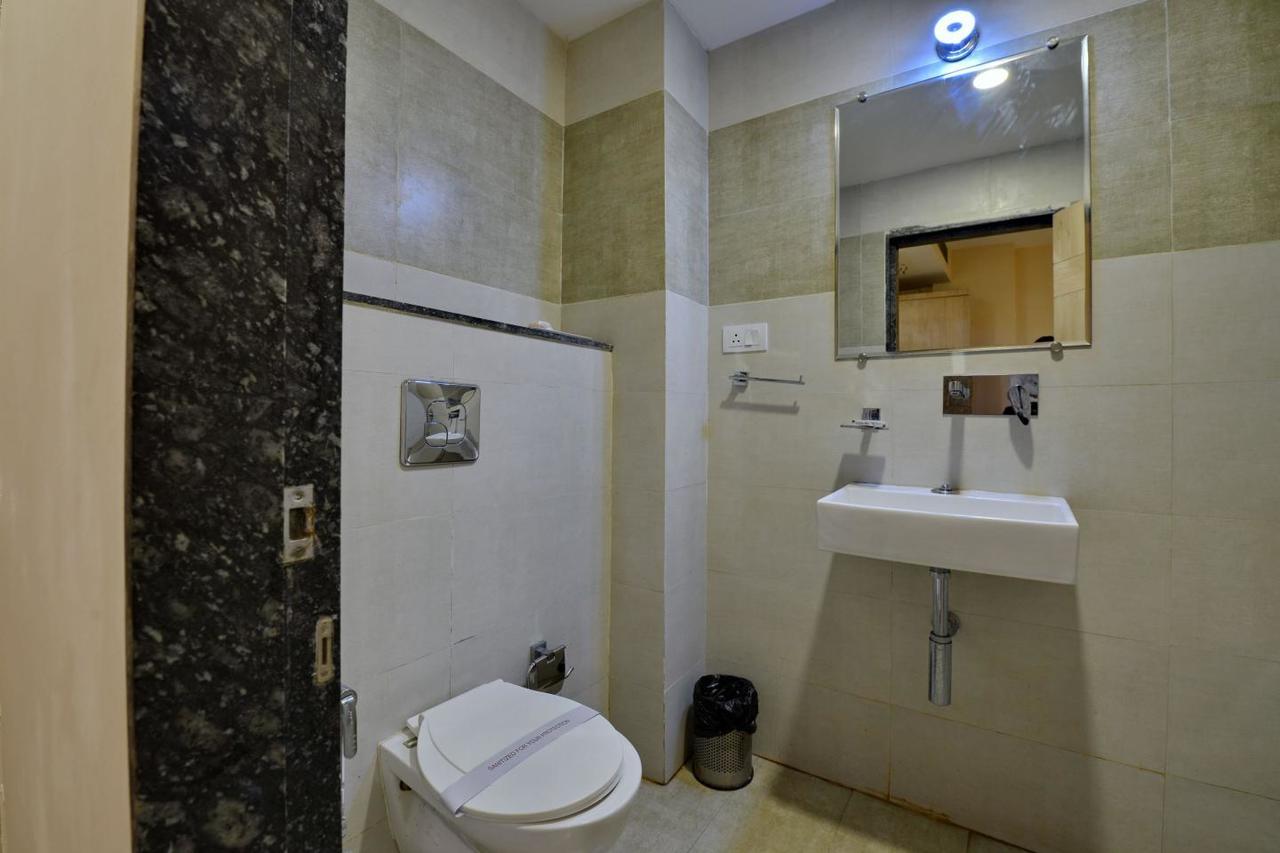 Hotel Signetic Blue Bhopal Dış mekan fotoğraf